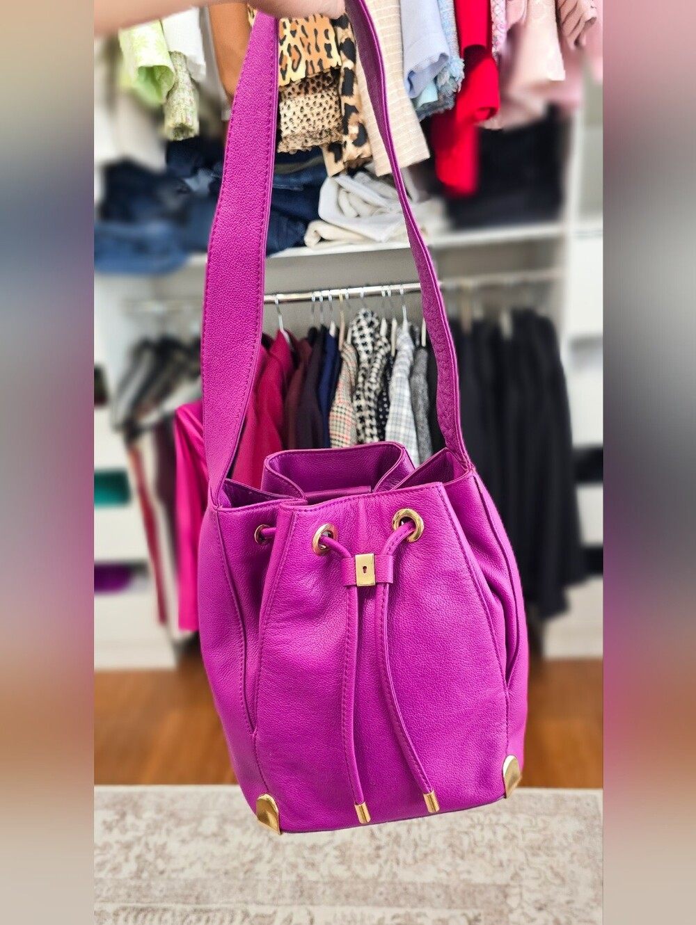Vince Camuto Women's Fuchsia Genuine Leather Drawstring Bucket Bag - Picture 5 of 9